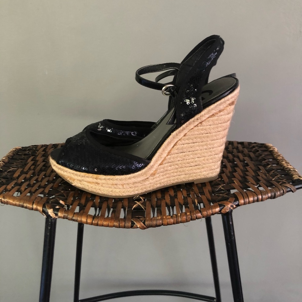 Guess Wedges - Picture 6 of 10